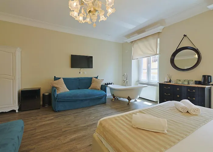 Art House Relais56 Luxury Nuova Gestione *